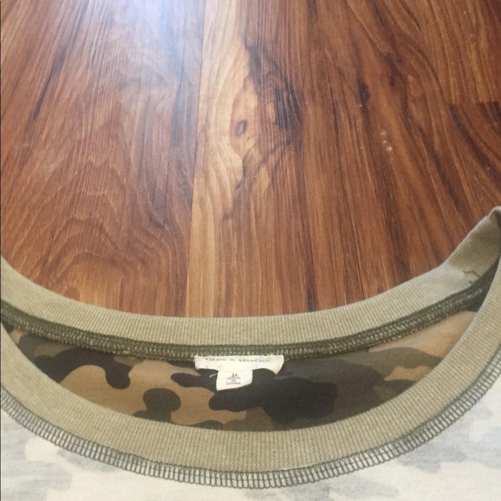 Hem & Thread Top - image 2